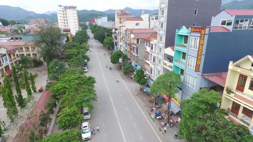 Khach San Kim Dong Hotel Hoang Nga Zewnętrze zdjęcie